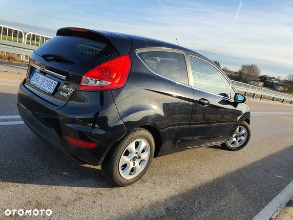 Ford Fiesta 1.4 Titanium - 29