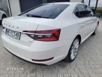 Skoda Superb 2.0 TSI Ambition DSG - 14