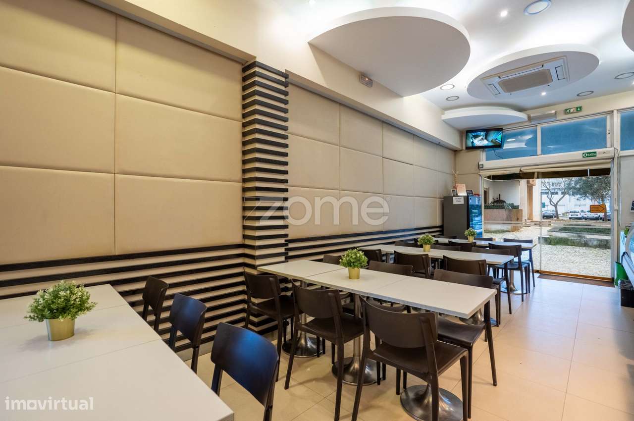 Espaço Comercial para Trespasse em Algés–Miraflores-7