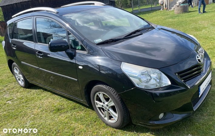 Toyota Verso 1.8 2010 7os - 3