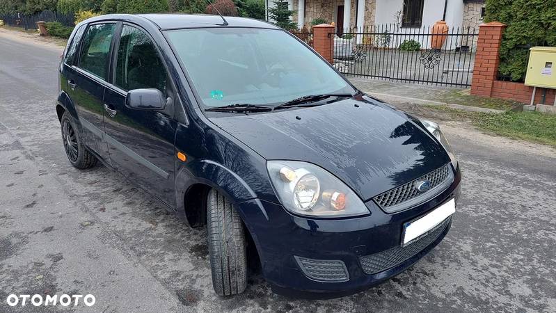 Ford Fiesta - 6