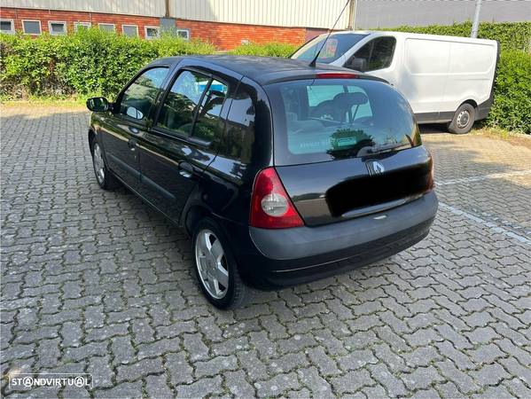 Renault Clio 1.5 dCi Privilège - 16