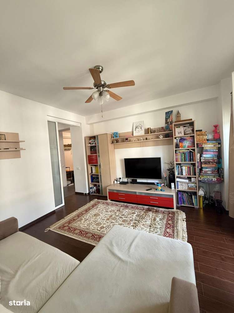 Apartament de vânzare –Spatios 62mp-Pret 83500 €-3