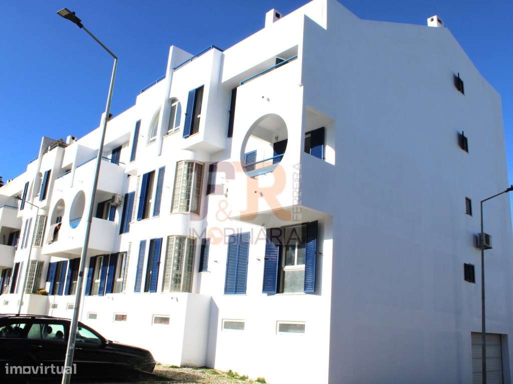 Apartamento T2 com Terraço! Urbanização Portais Arrábida, Palmela-38