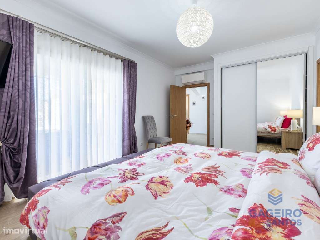 Moradia de estilo tradicional T4-9