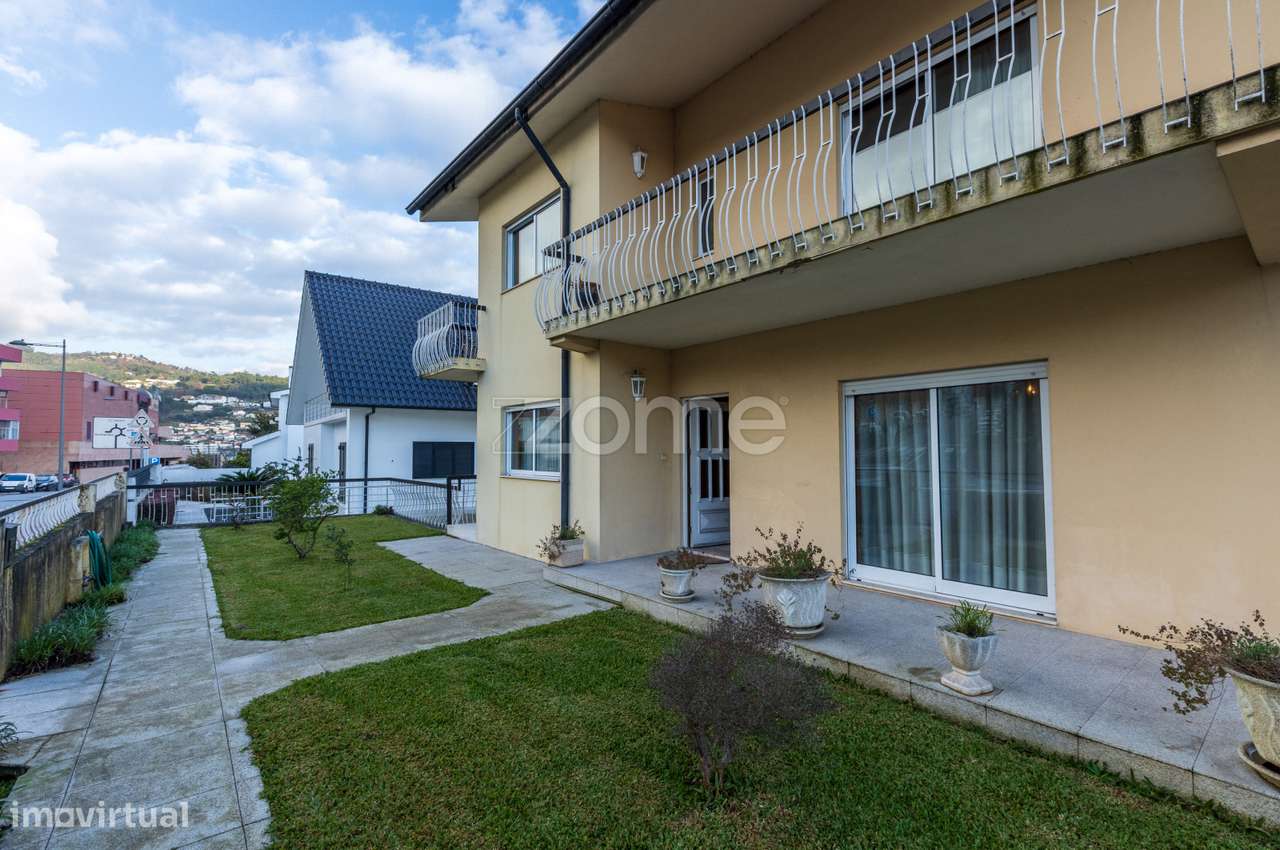 Moradia T6+1 no Centro Vizela - Grande imagem: 4/45