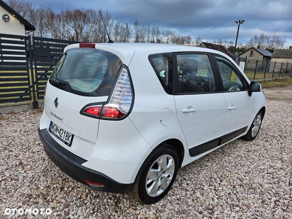 Renault Scenic 1.6 16V 110 Dynamique - 4