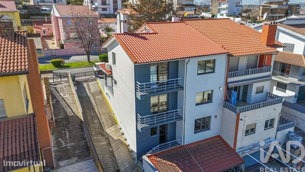 Casa / Villa T4 em Sé, Santa Maria e Meixedo de 200 m2 - Grande imagem: 4/40