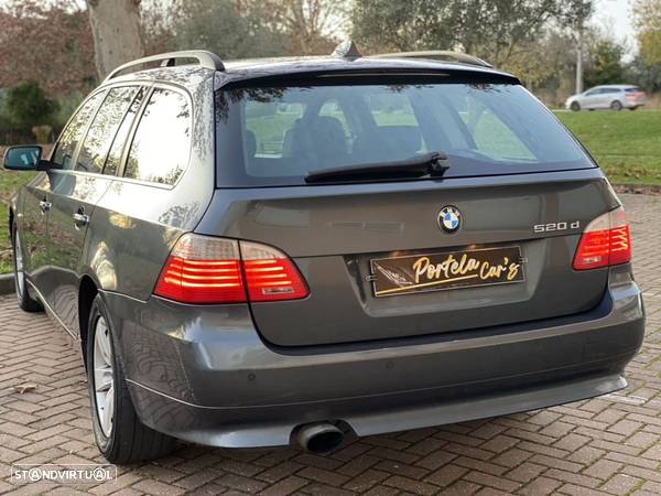 BMW 520 dA Touring Executive - 9