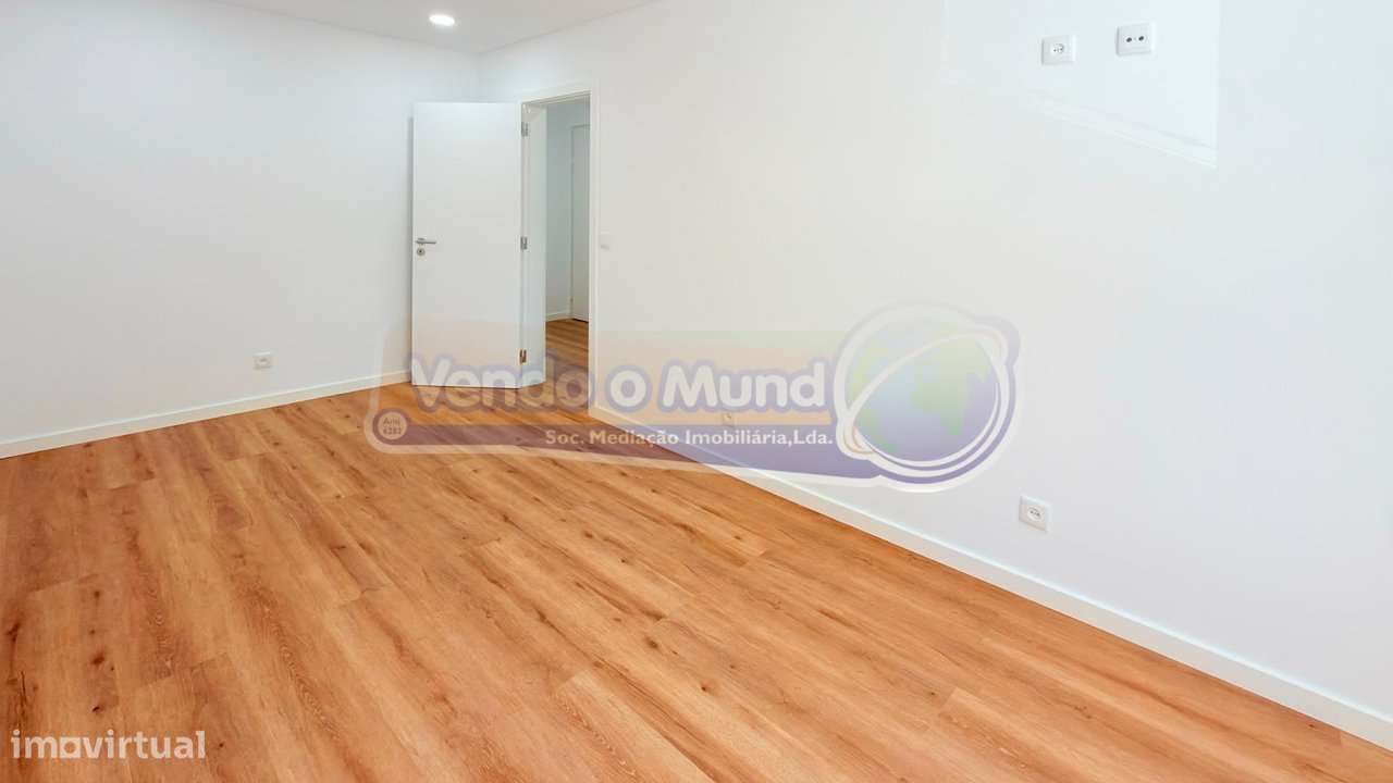 Apartamento T2 em Alverca do Ribatejo (ALV258)-9
