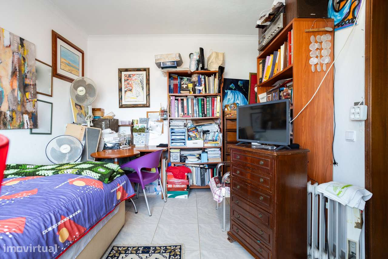 Apartamento T2 com Vista Mar e Conforto Familiar em Lagos!-9