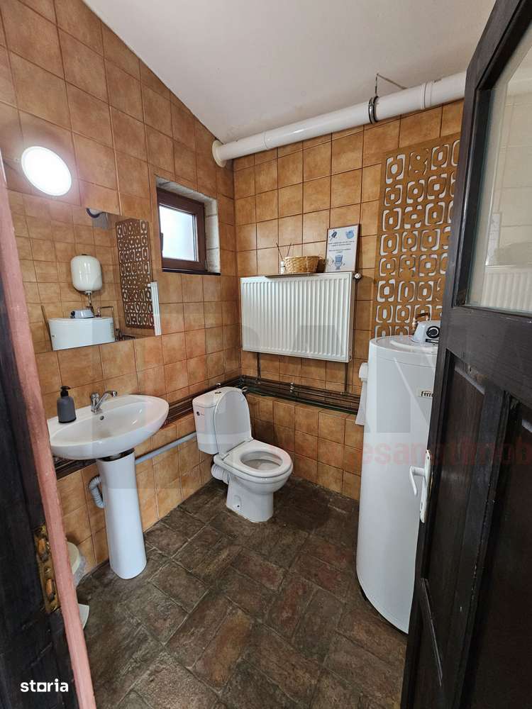 Pensiune + 2 Case, Piscina, Iaz, Garaj, Curte 3.200 mp, panouri |VIDEO - Imagine principală: 5/20