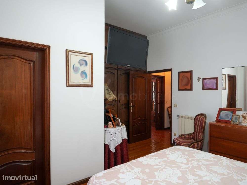 Moradia T3 em Sobretâmega-10