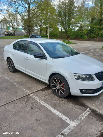 Skoda Octavia 1.6 TDI GREENLINE - 20