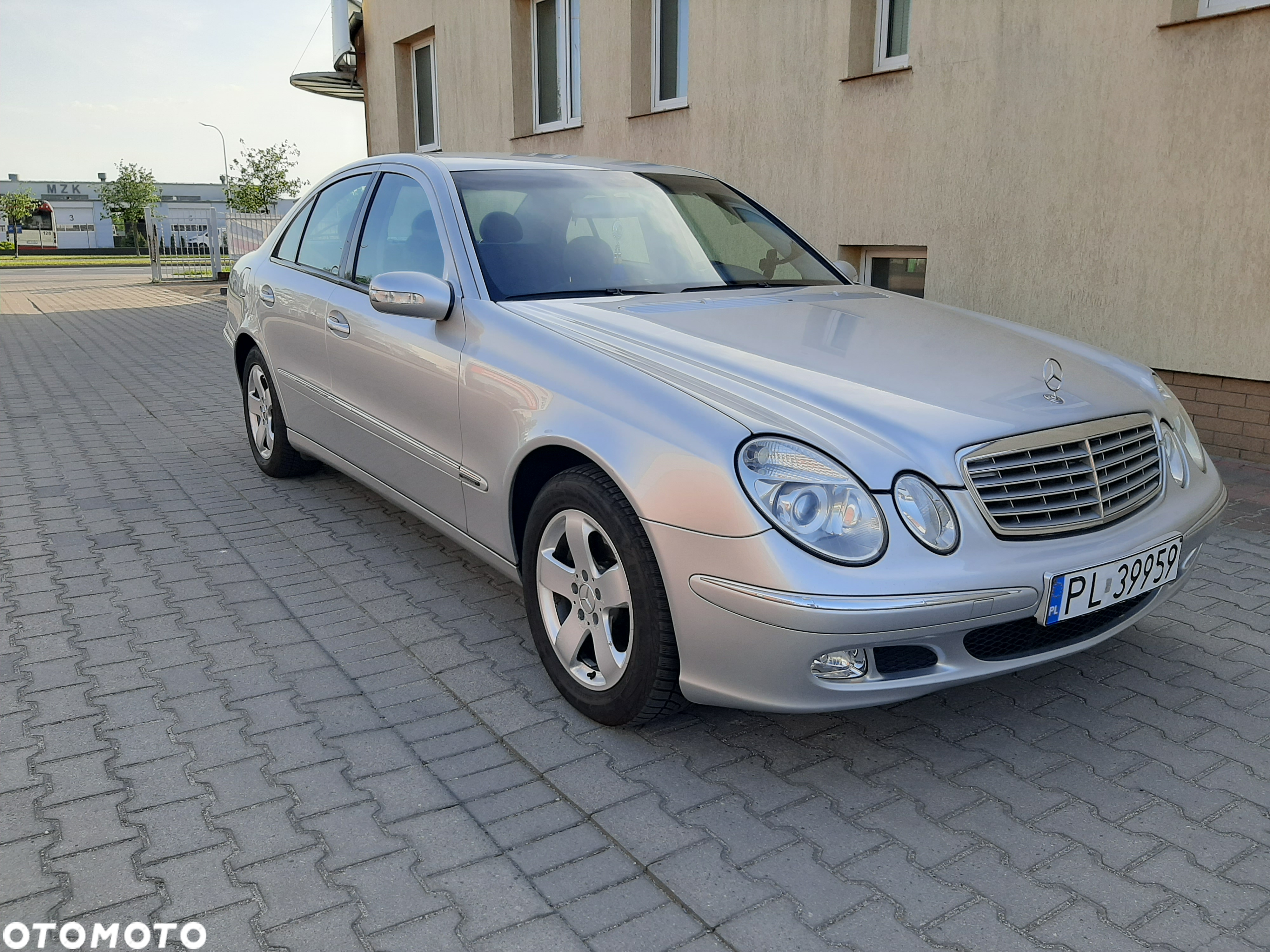 Mercedes-Benz Klasa E 220 CDI Elegance - 4