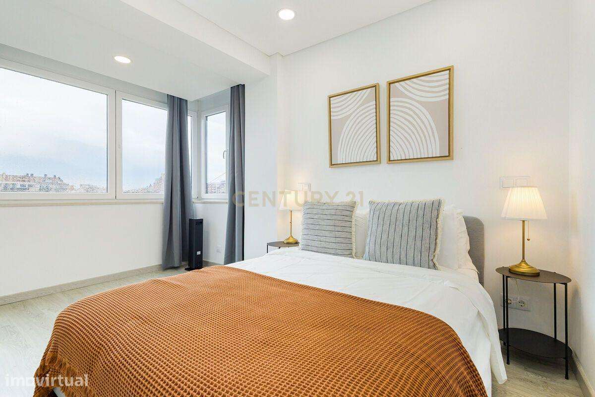 Apartamento T3 no Coração de Lisboa:  Avenida da República - Grande imagem: 2/15