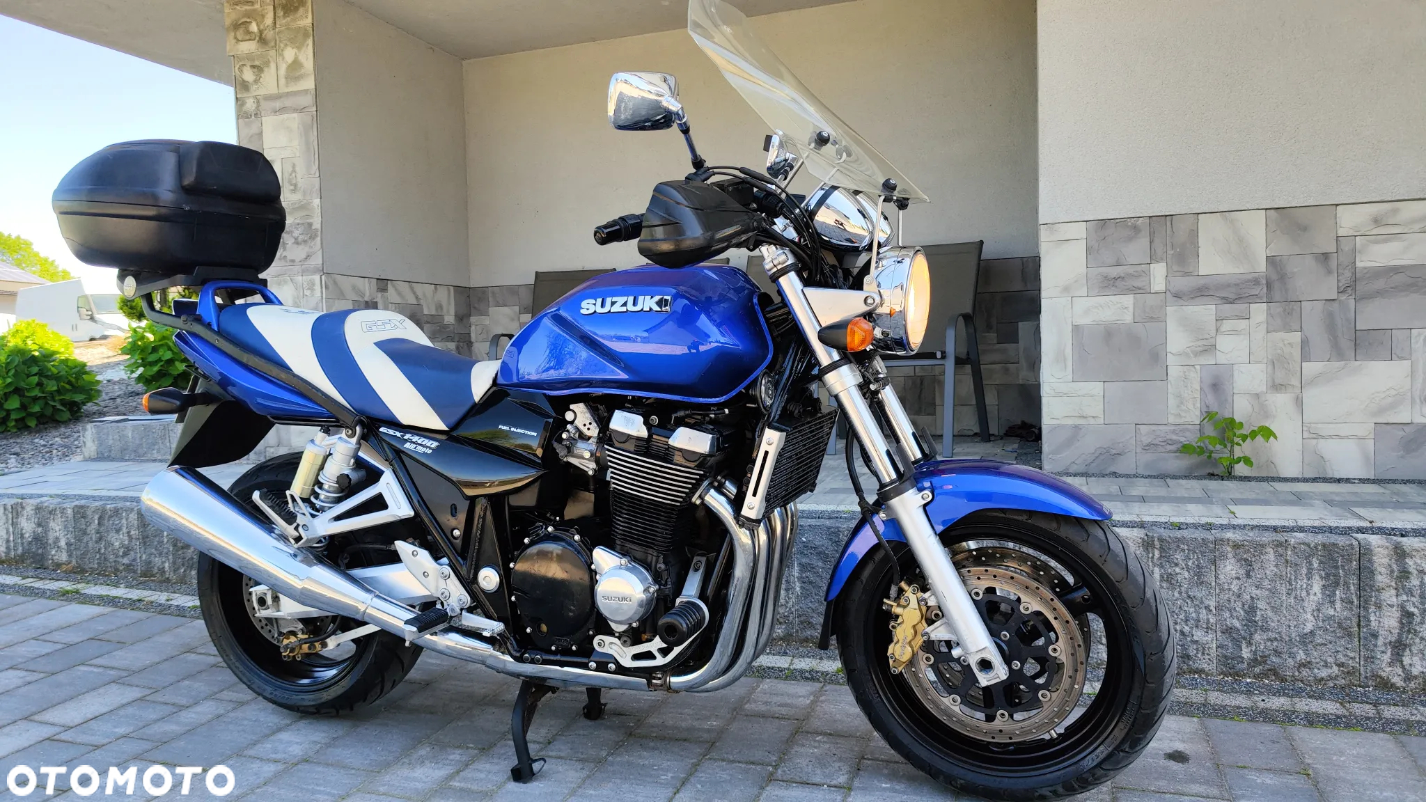 Suzuki GSX - 4