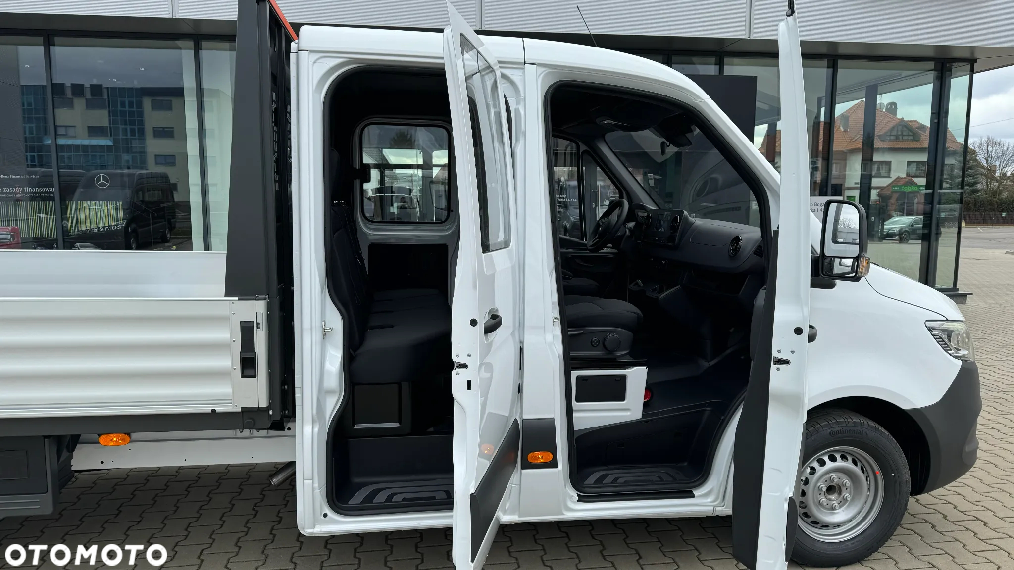 Mercedes-Benz Sprinter - 5