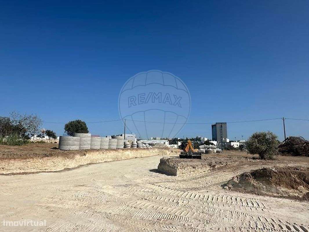 Terreno  para venda - Grande imagem: 2/6