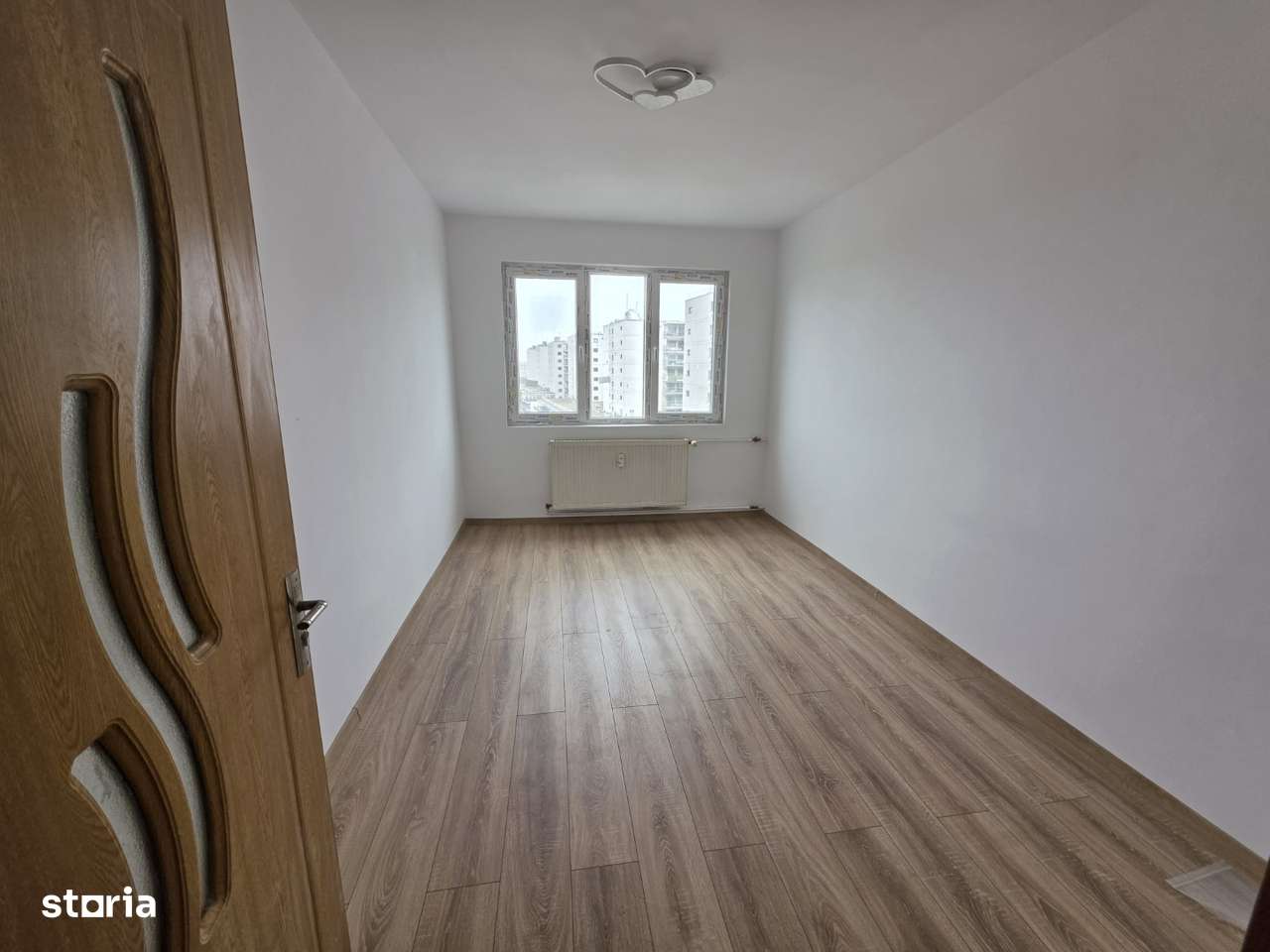 Apartament de 2 camere, rond Baba Novac, metrou, 10 minute mall ParkLake, bloc 1978