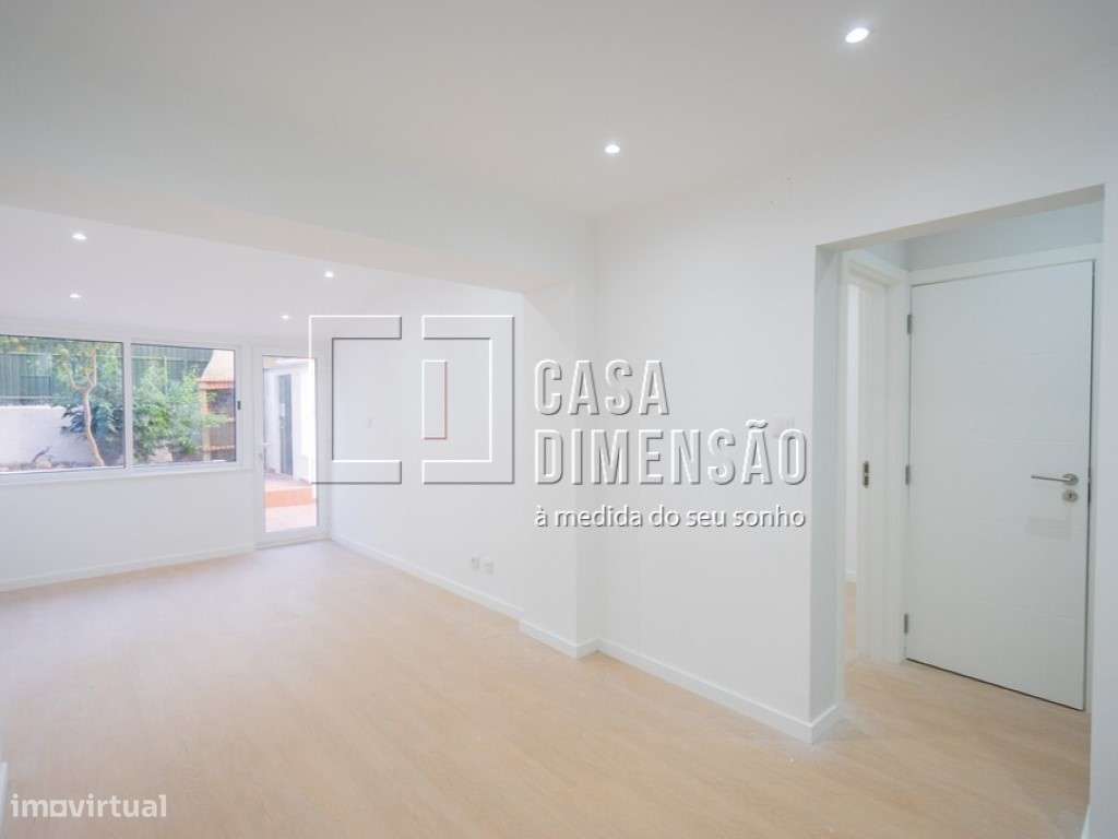 Apartamento T3 em fase de remodelação, em Queluz!! - Grande imagem: 5/24