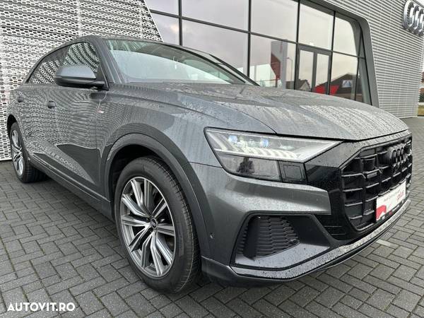 Audi Q8 - 3