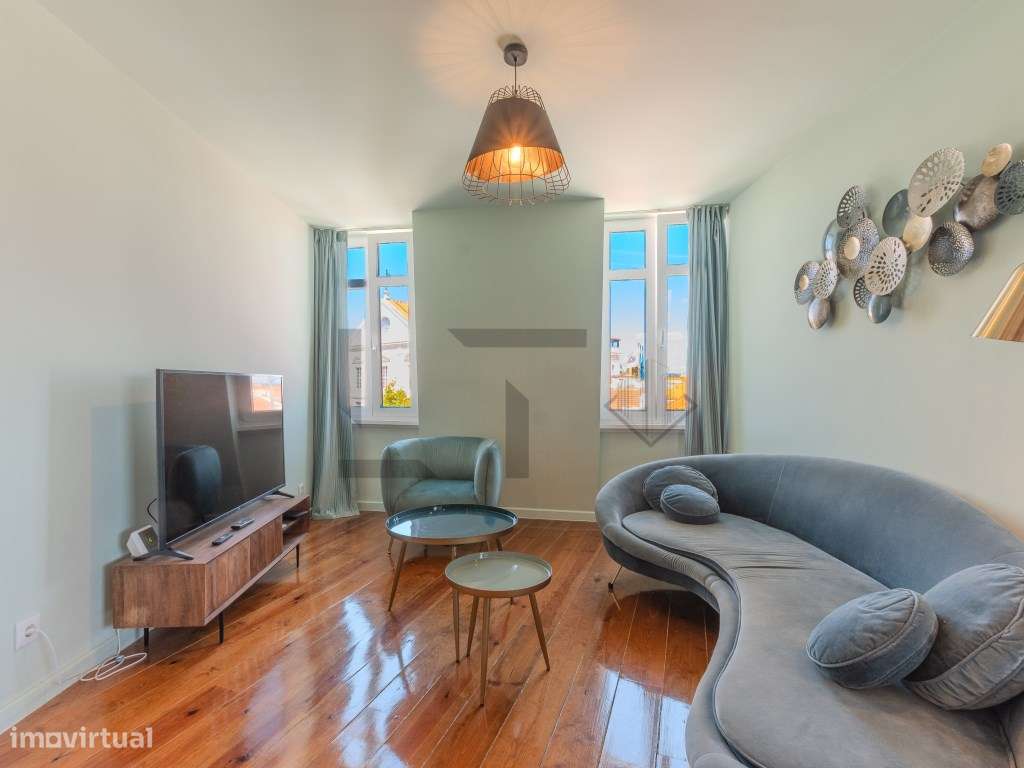 Fantástico Apartamento T2 Remodelado e Mobilado com Vistas Panorâmi... - Grande imagem: 4/19