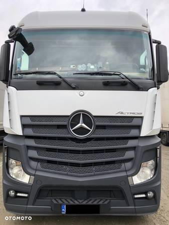 Mercedes-Benz Actros - 2