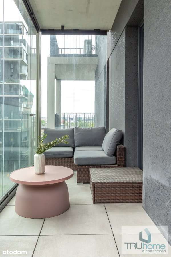 Wykończenie premium, balkon 10m2 | 1-sza Dzielnica-15