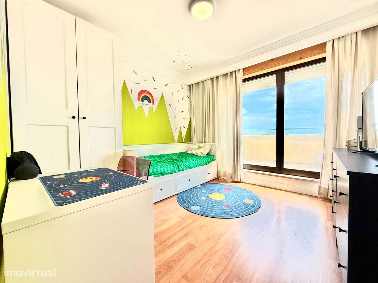 Apartamento T2 MOBILADO, no último piso, em Soares dos Reis!-22