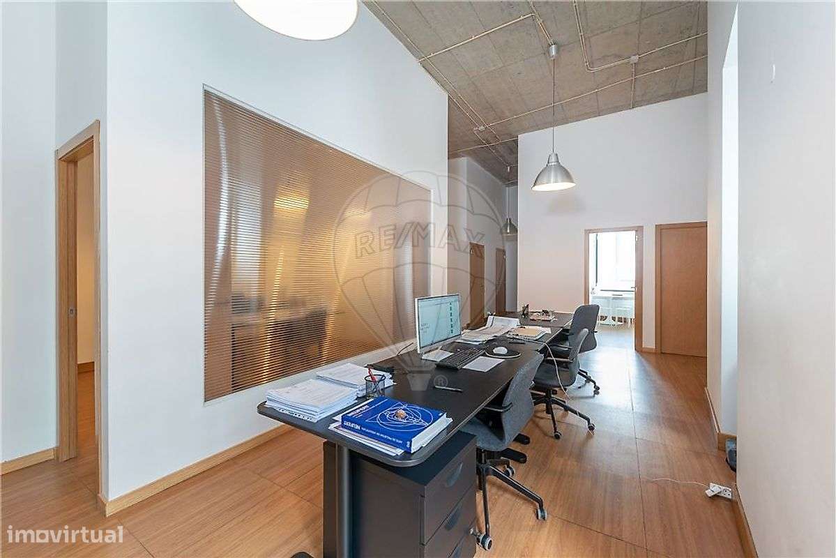 Escritório T0 para arrendamento - Grande imagem: 4/21