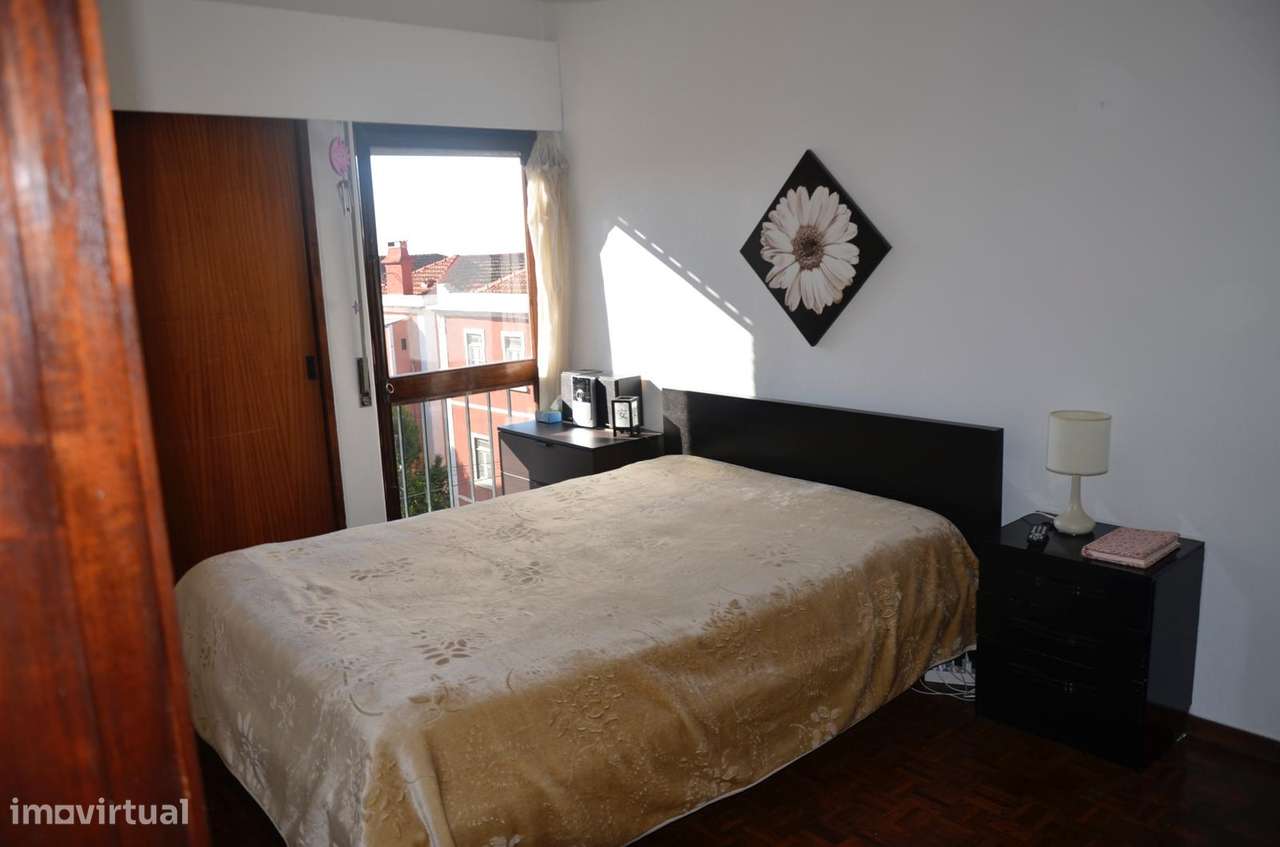 T1 em Paço de Arcos - Grande imagem: 4/6