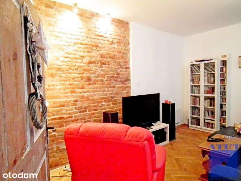 Piekne czteropokojowe w kamienicy blisko Rynku-8