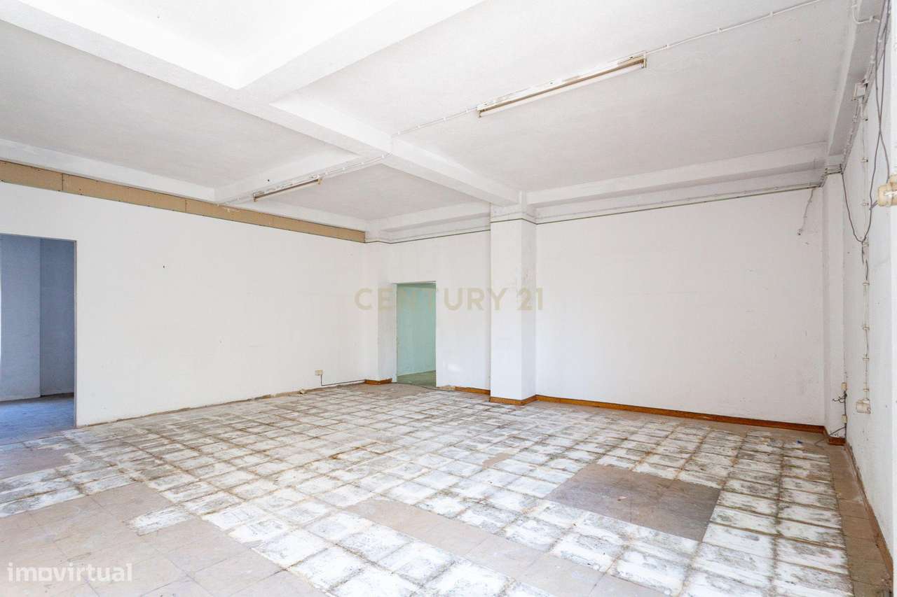 Loja com 61 m² no Bairro do Miratejo – Catujal - Grande imagem: 3/22