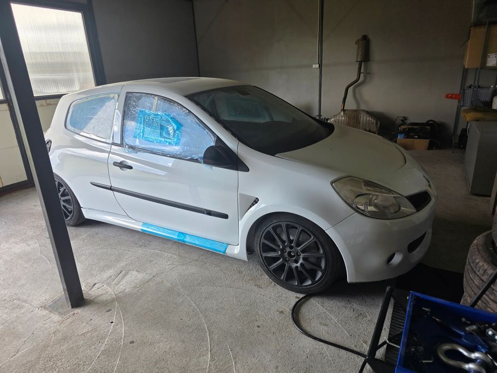 Renault Clio III (2005-2012) 2.0 16V Sport 2007