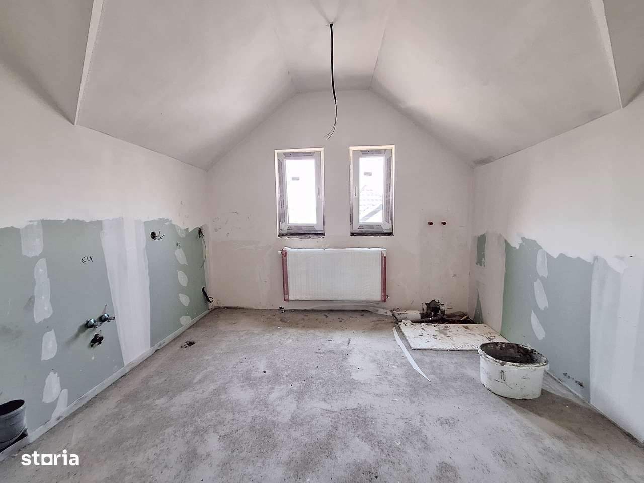 Case individuale, 180 mp utili, luminos si retras, zona Bonas, Dezmir - Imagine principală: 4/19