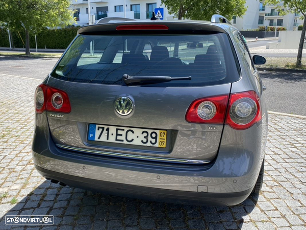 VW Passat Variant 1.9 TDi Trendline - 4