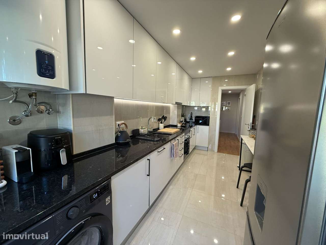 Apartamento T3 Remodelado – Massamá (Quinta das Flores) - Grande imagem: 5/47