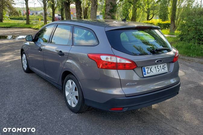 Ford Focus 1.6 Ambiente - 7