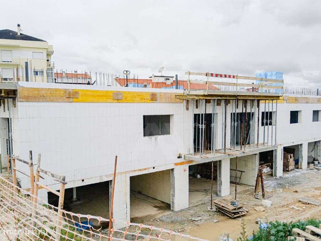 Apartamento T2 com Garagem em Leiria - Grande imagem: 4/12