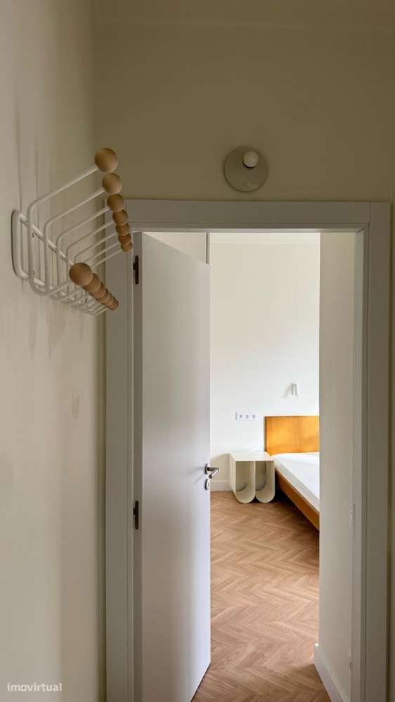 Apartamento t2 à venda na Rua Correia Teles, 84-12