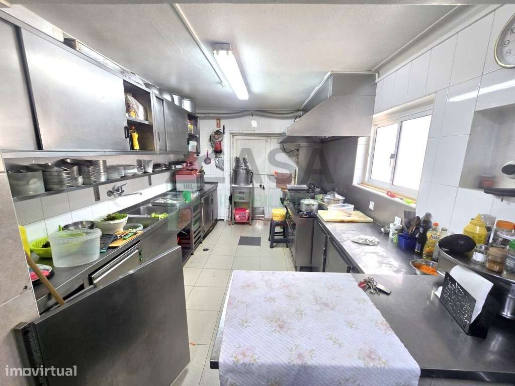Restaurante em Funcionamento | 70 m² | Renda 200 € | Odivelas-13