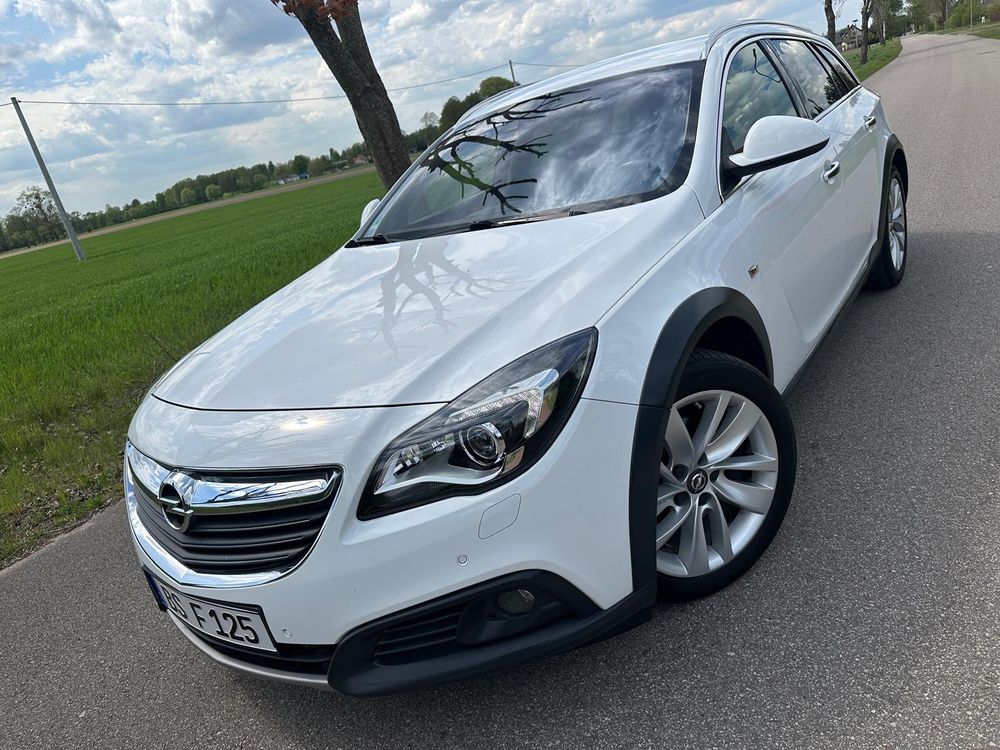 Opel Insignia A 2.0 CDTI 4x4 Automatik Edition 2015