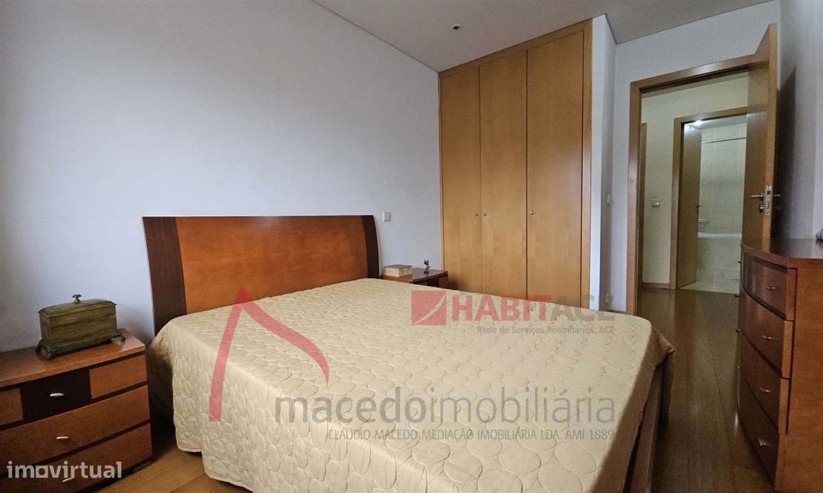 Apartamento T3 com 2 frentes e varandas em Ferreiros – Braga  O Seu Ap-26