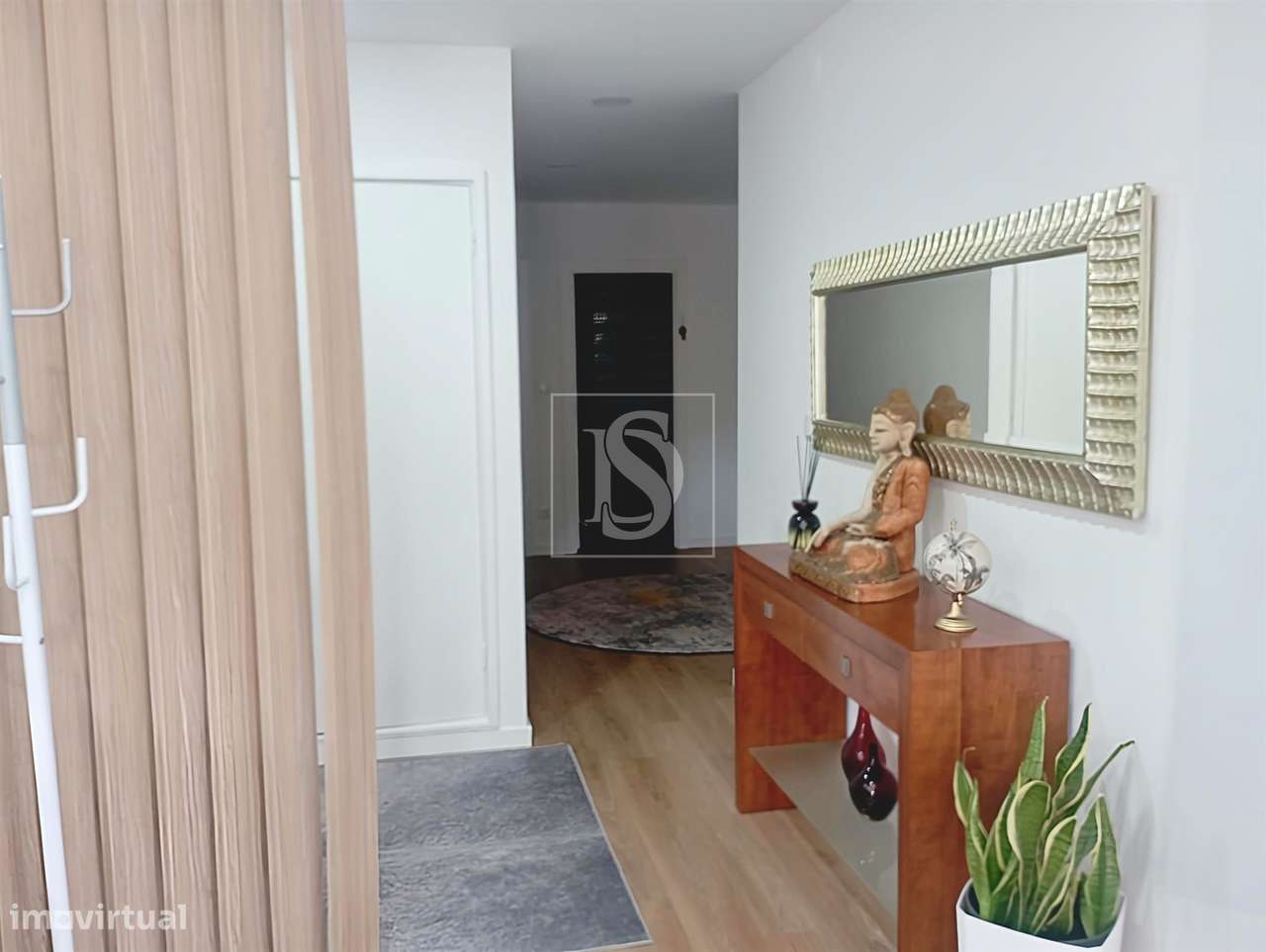 Apartamento T3, renovado, em Matosinhos-9