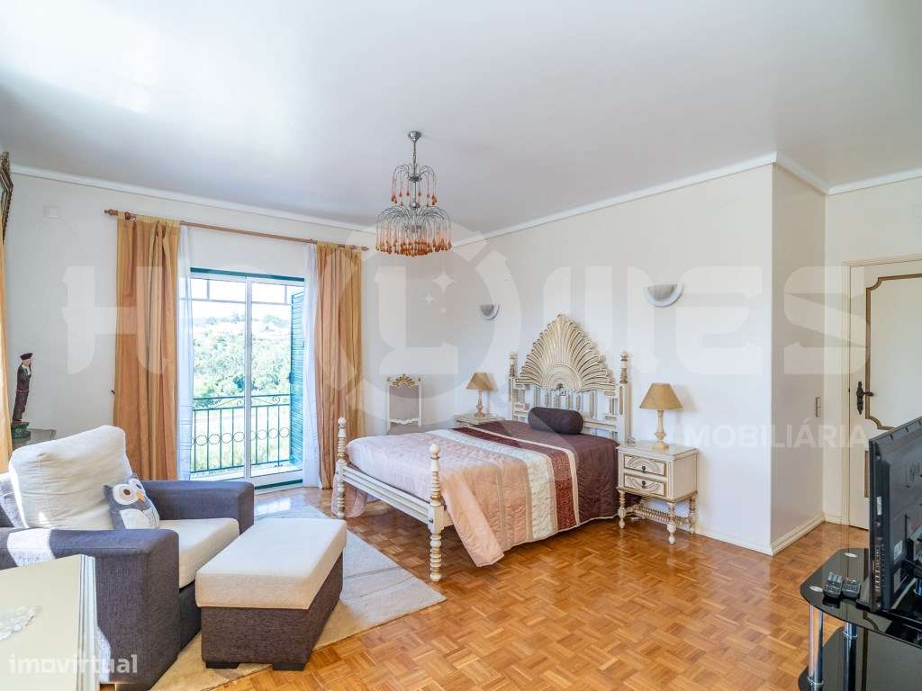 Moradia | Qualidade de Construção | Anexos | Jardim | Garagem | Charme-31