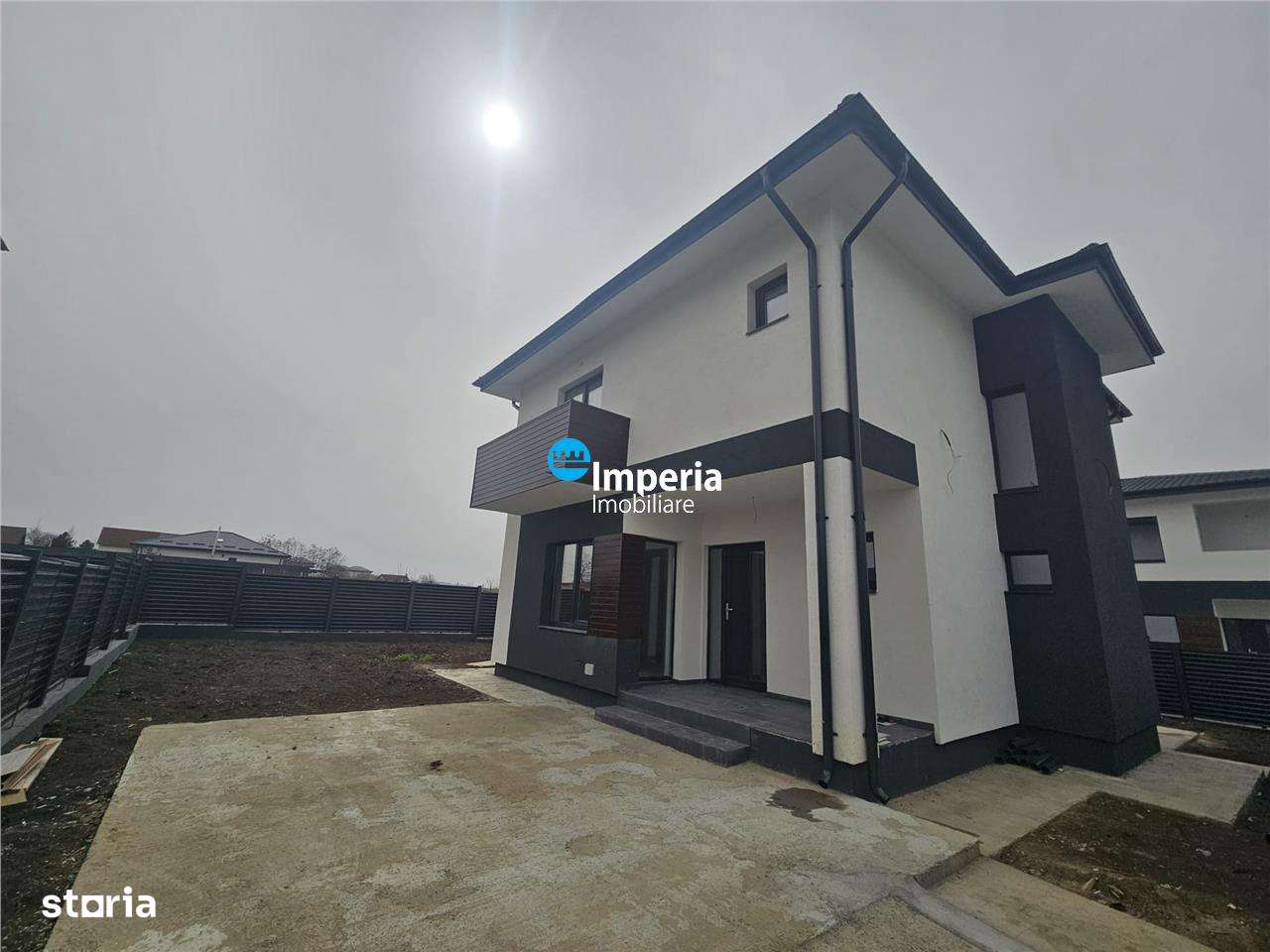 Casa individuala de vanzare, cu un regim de inaltime P+E in zona Buciu - Imagine principală: 4/10