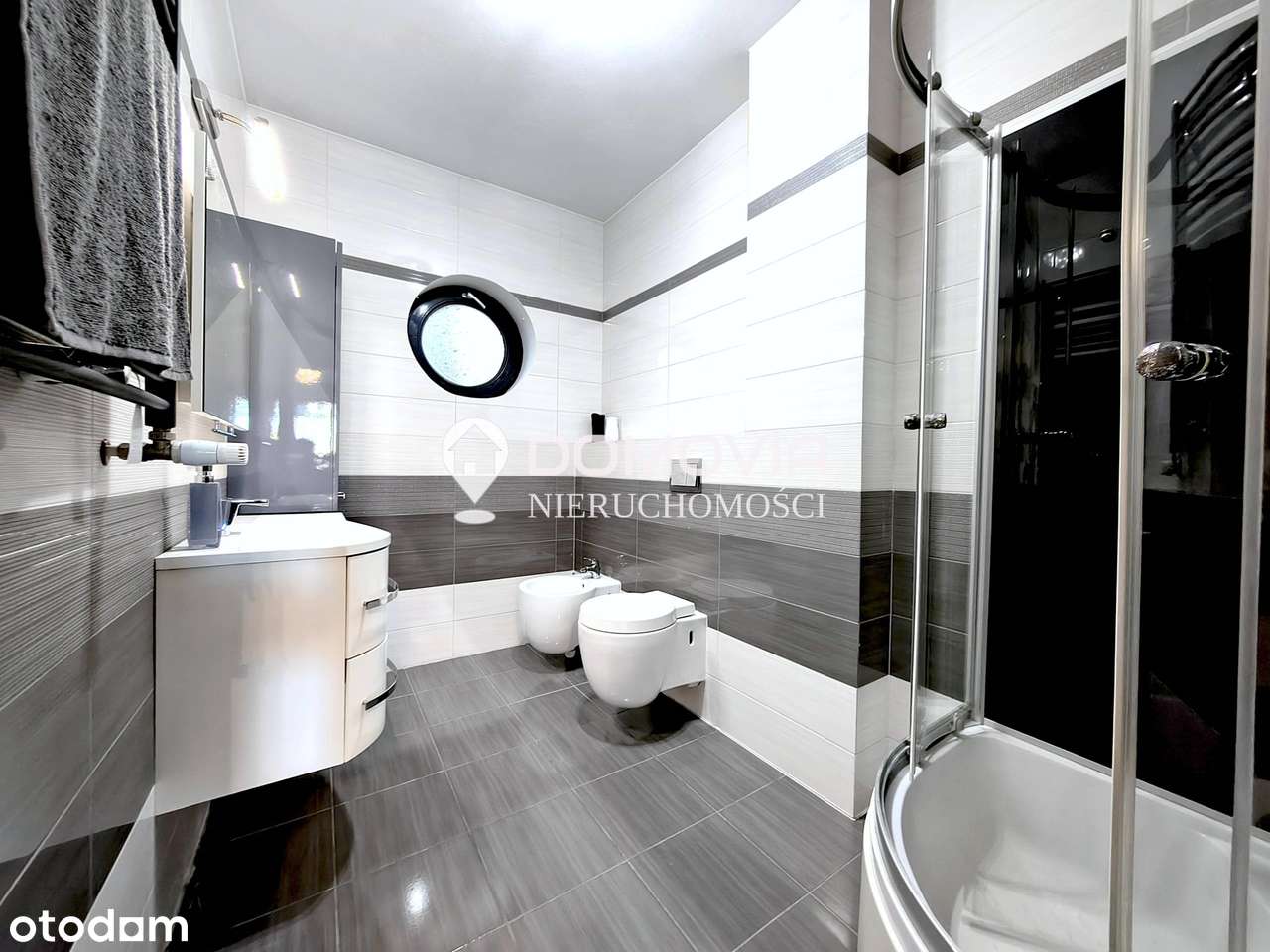 Wyjątkowy dom! Ukryty wśród zieleni, pod Zamościem-17