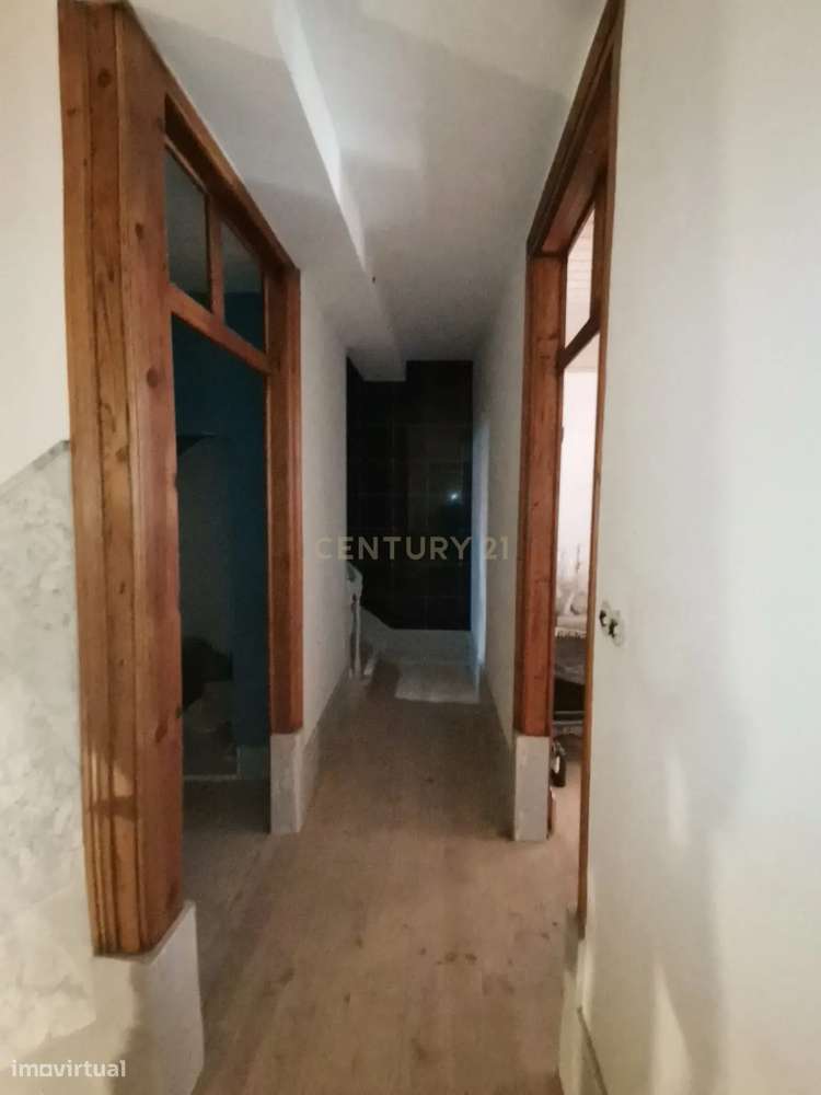 Prédio com vista soberba sobre o rio Mondego-32