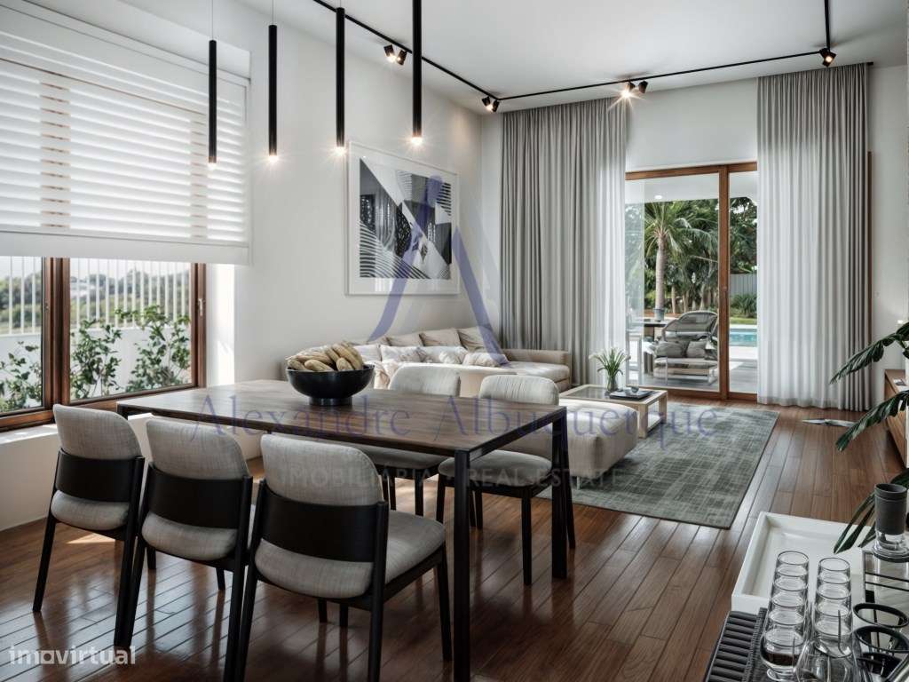 Moradia Isolada V3 em Construção localizada em Sesimbra-3